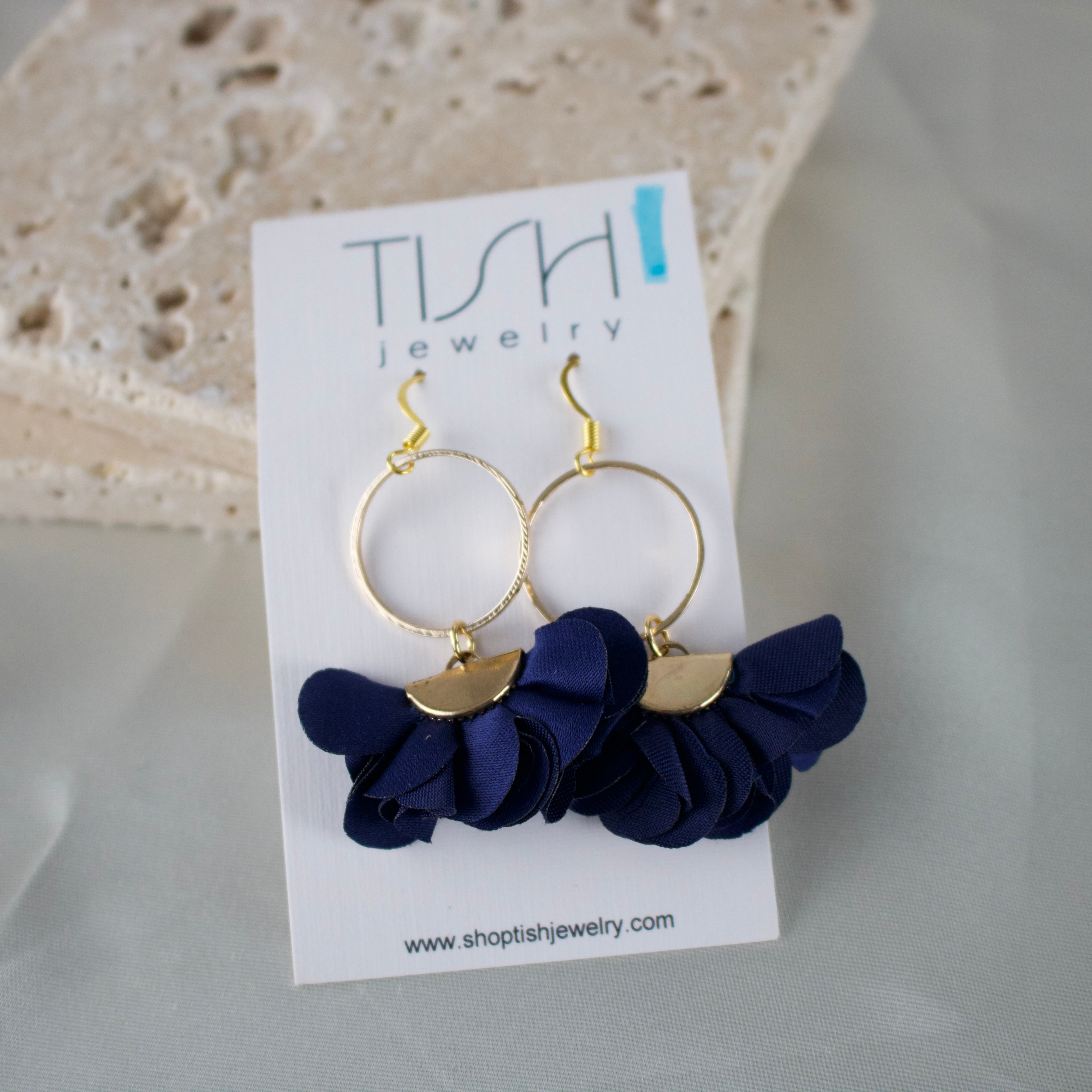 E17 - Flower Petal Earrings