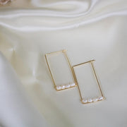 Annalise // Rectangle Pearl Hoops