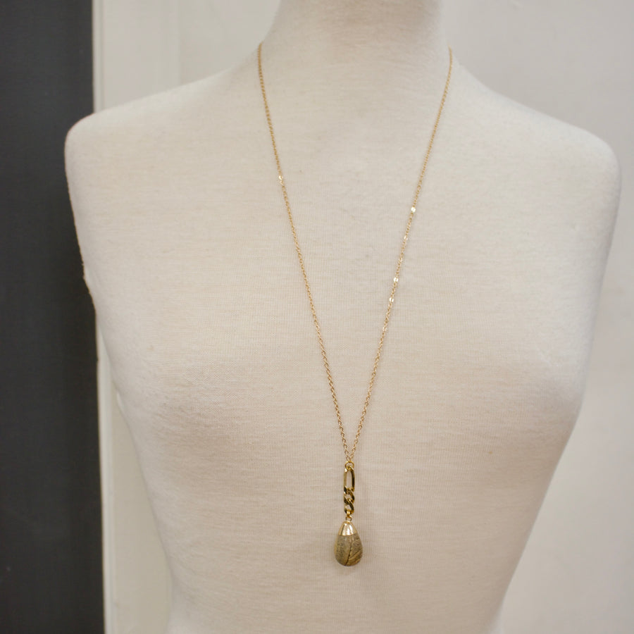 N031 - Teardrop jasper pendant necklace