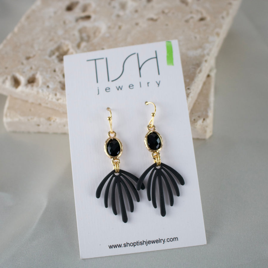 E5 - Black geometric Earrings