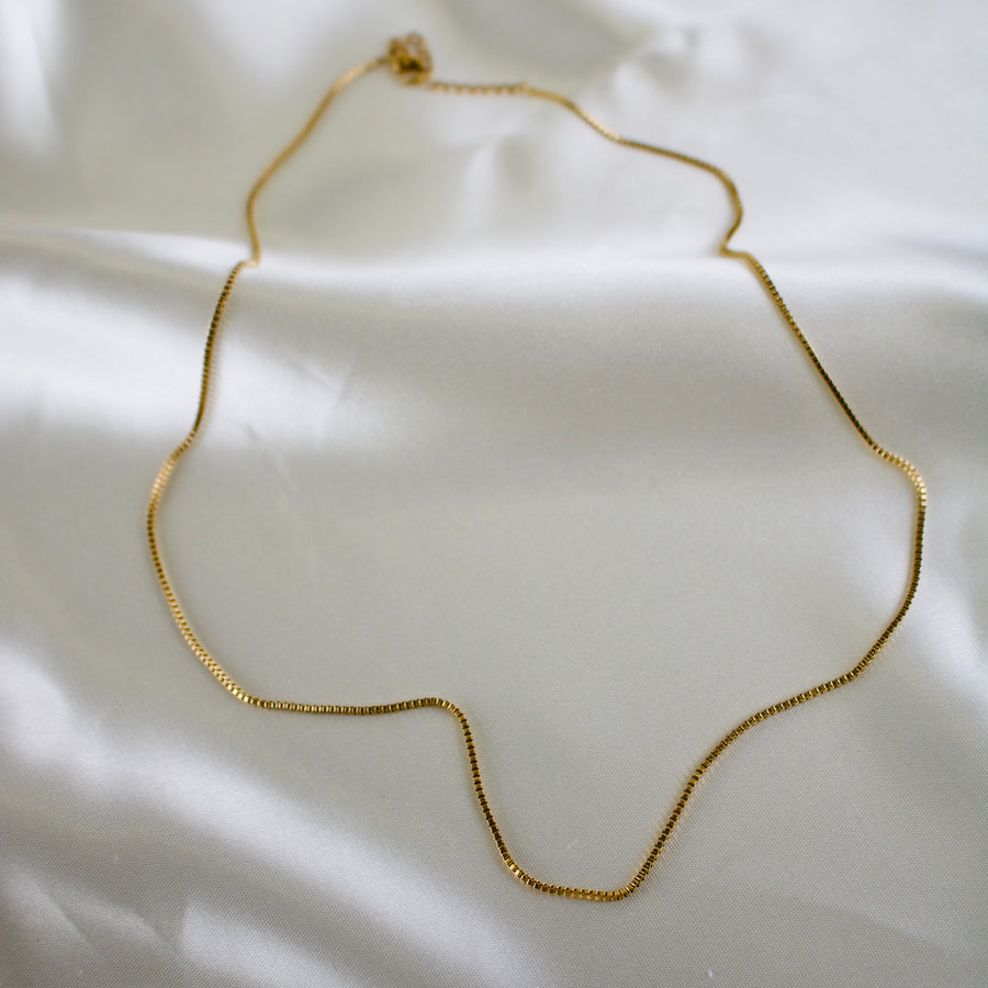 Maeve // Box Chain Layering Necklace