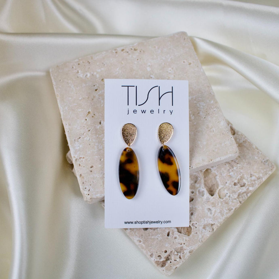 Liza // Oval Acetate Gold Stud Earrings