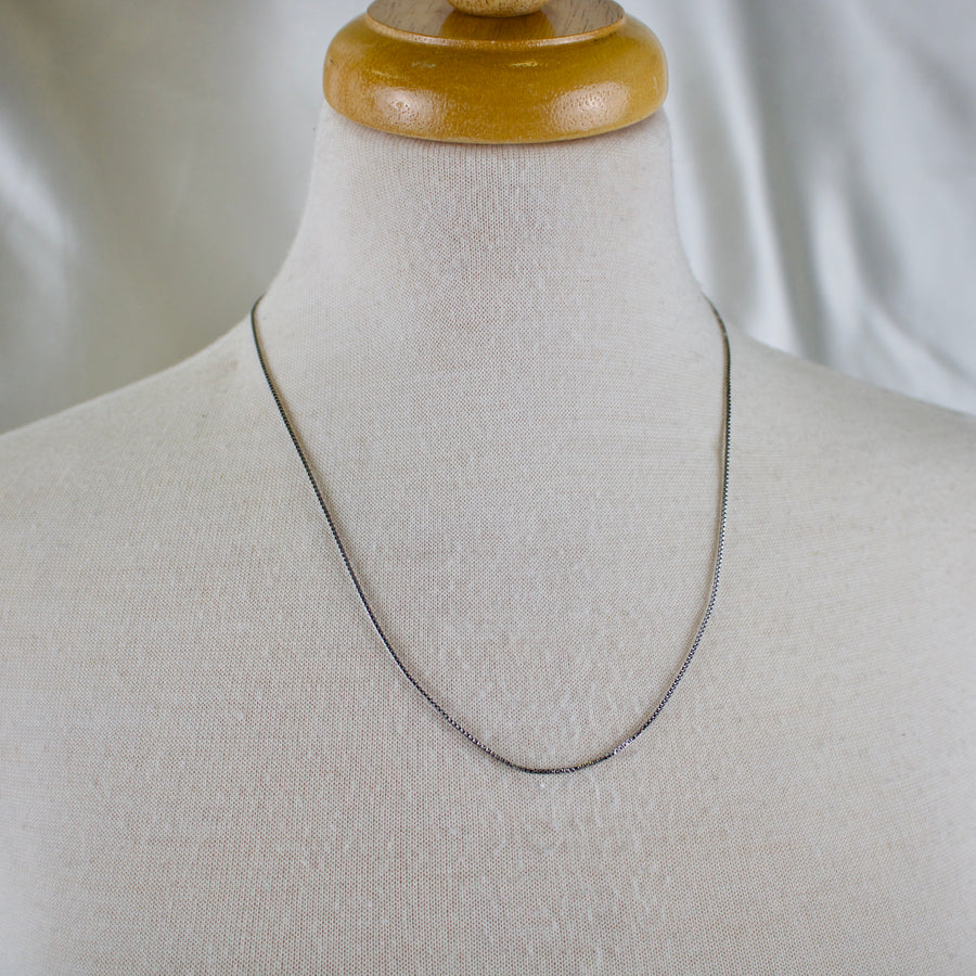 Maeve // Box Chain Layering Necklace