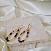 Shai // Blonde Tortoise Teardrop Earring