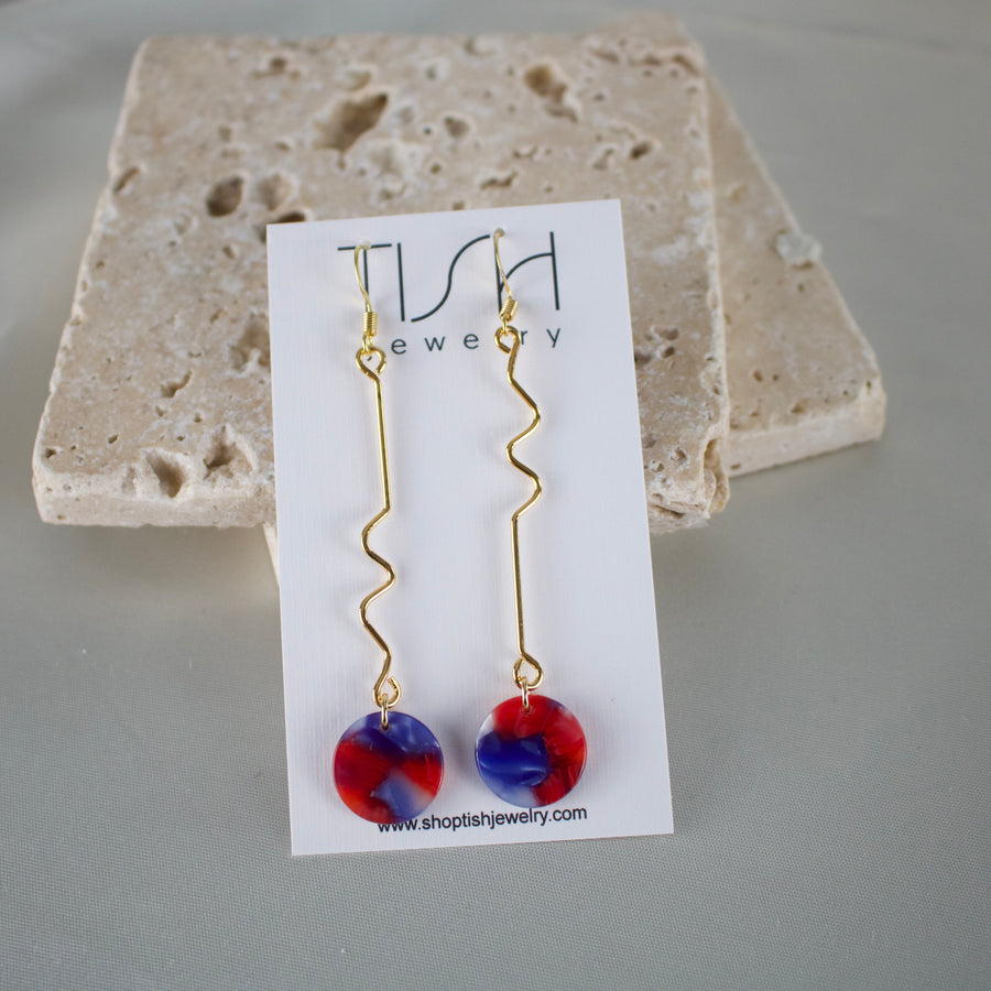 E40 - Wavy bar dangle earrings