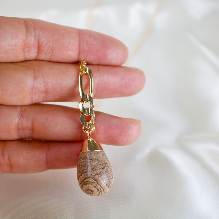 N031 - Teardrop jasper pendant necklace