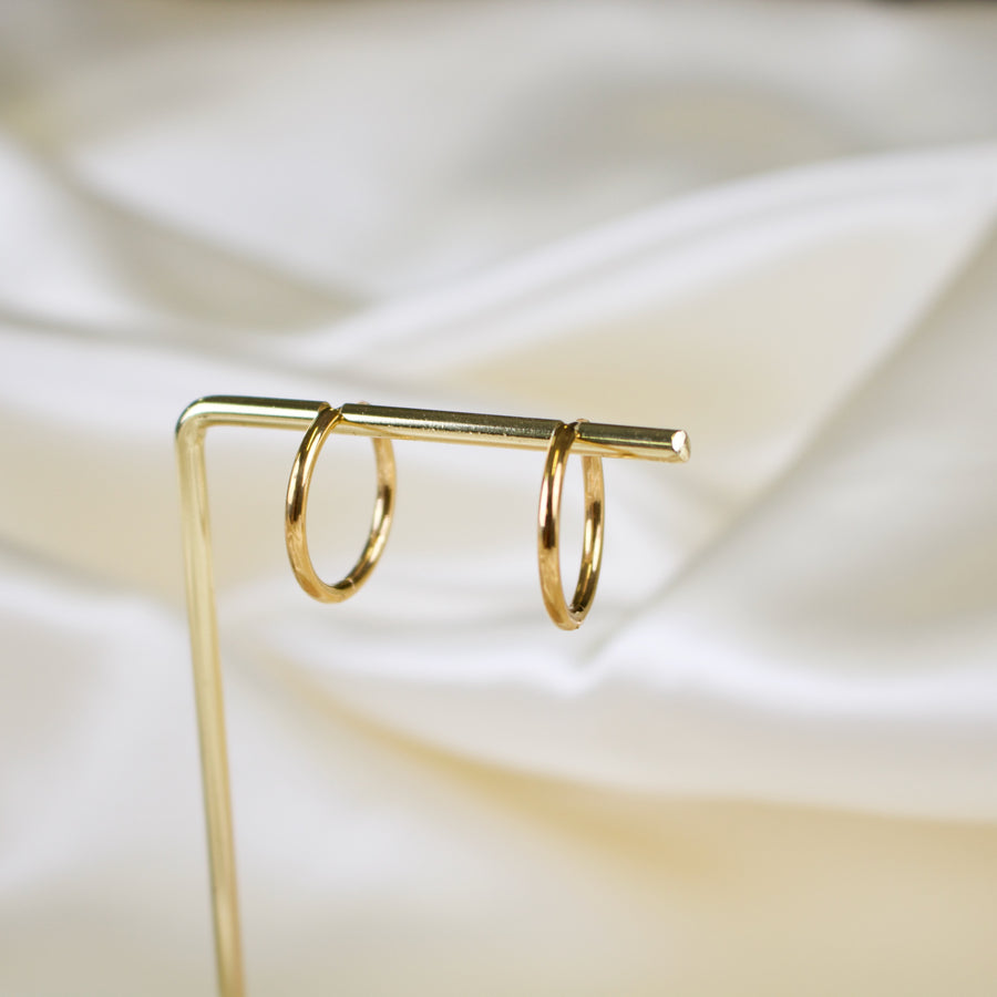 Sage // Simple Round Hoops