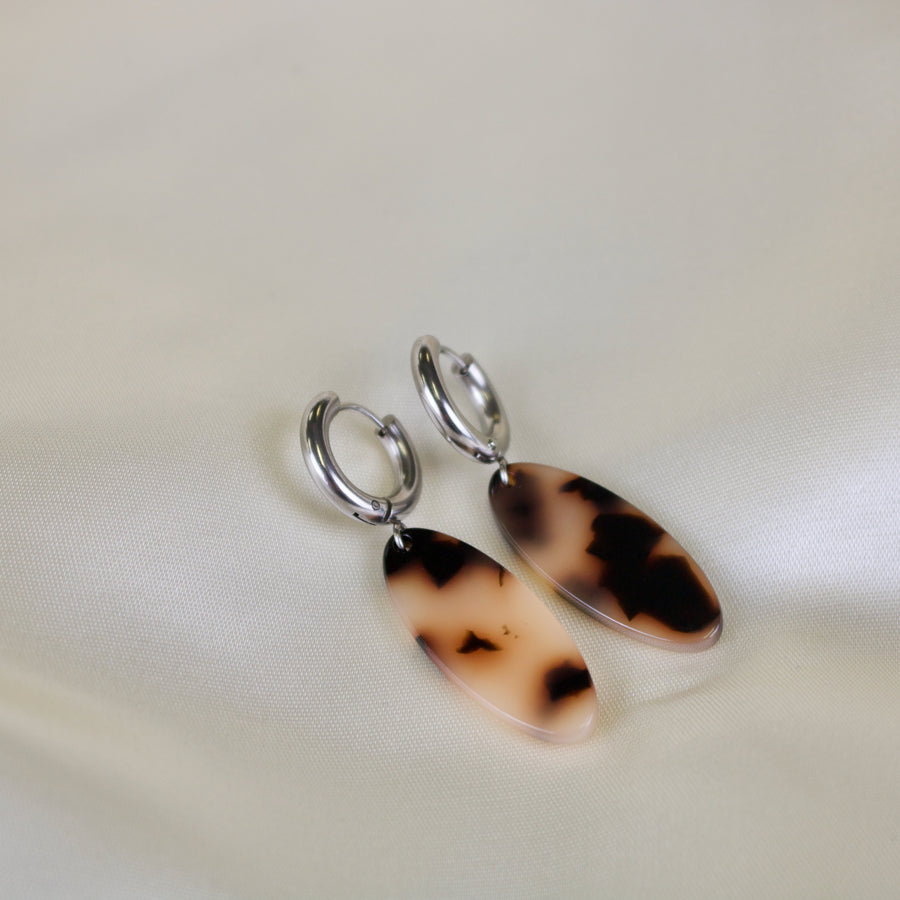 Ray // Blonde Tortoise Hoop Earrings