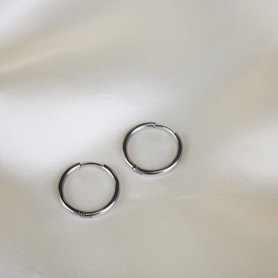 Sage // Simple Round Hoops