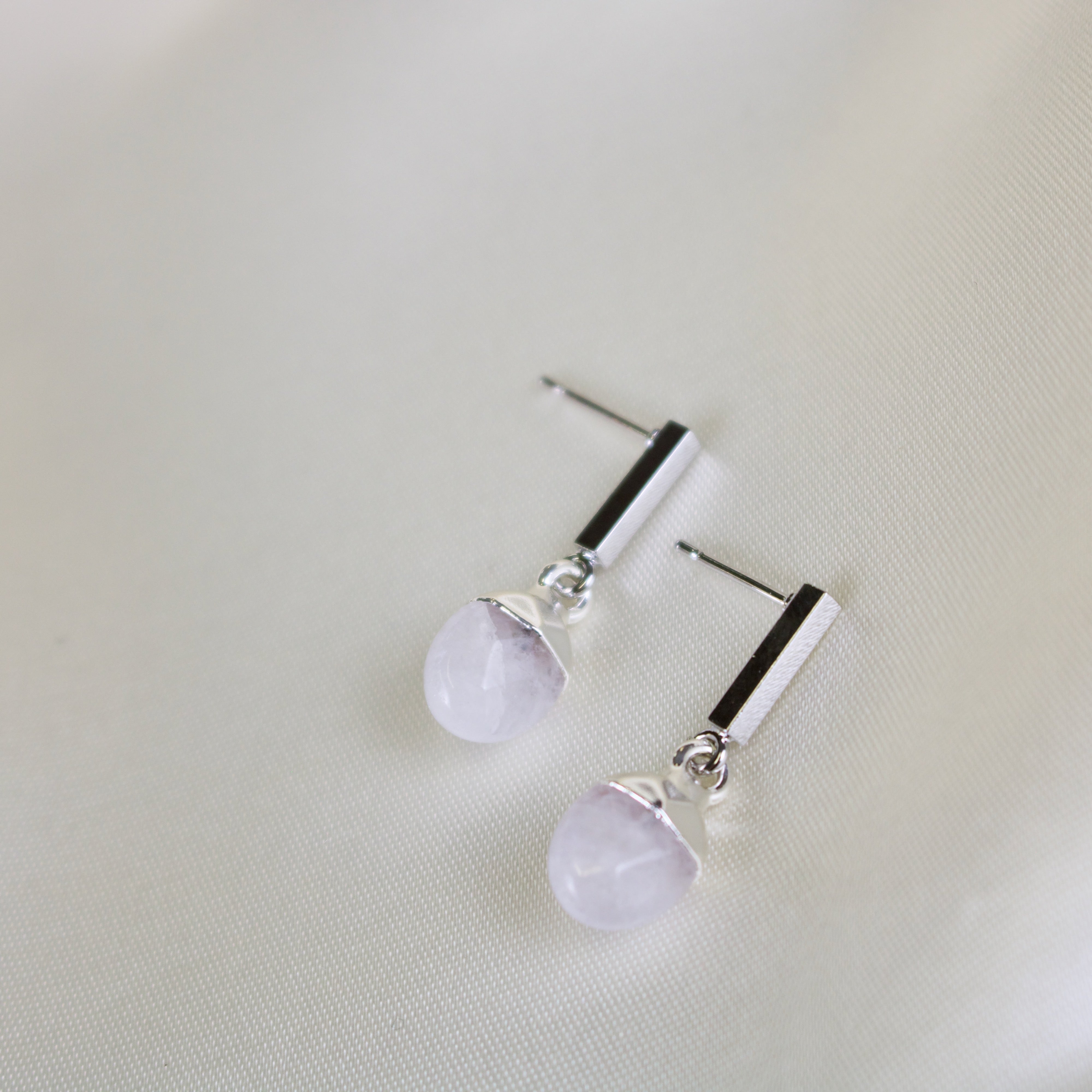 Leah // Silver Clear Quartz Bar Stud Earrings