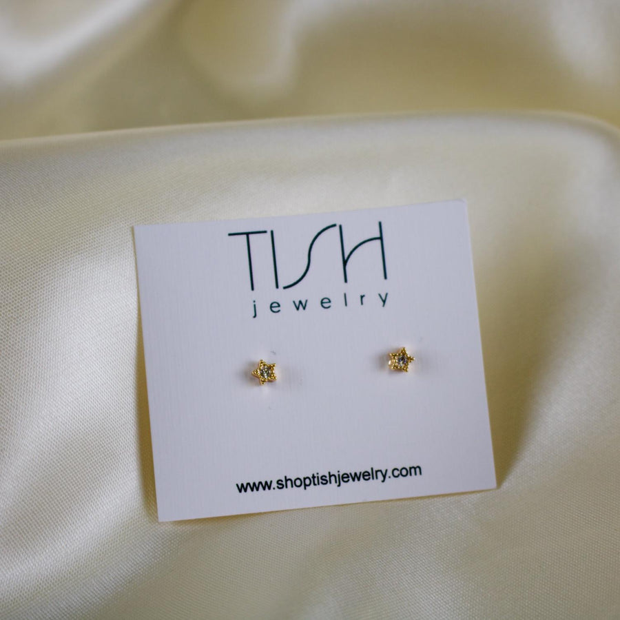 Etoile // CZ Heart Studs