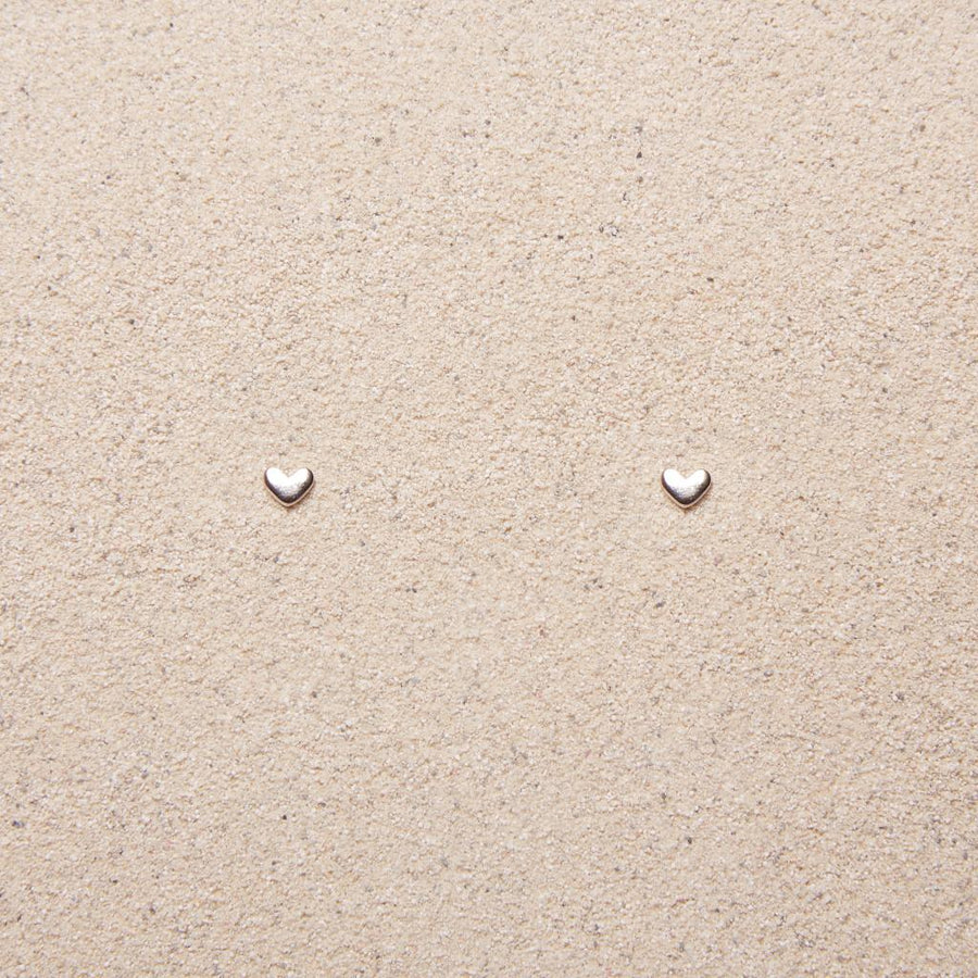 Simple Studs // Hearts